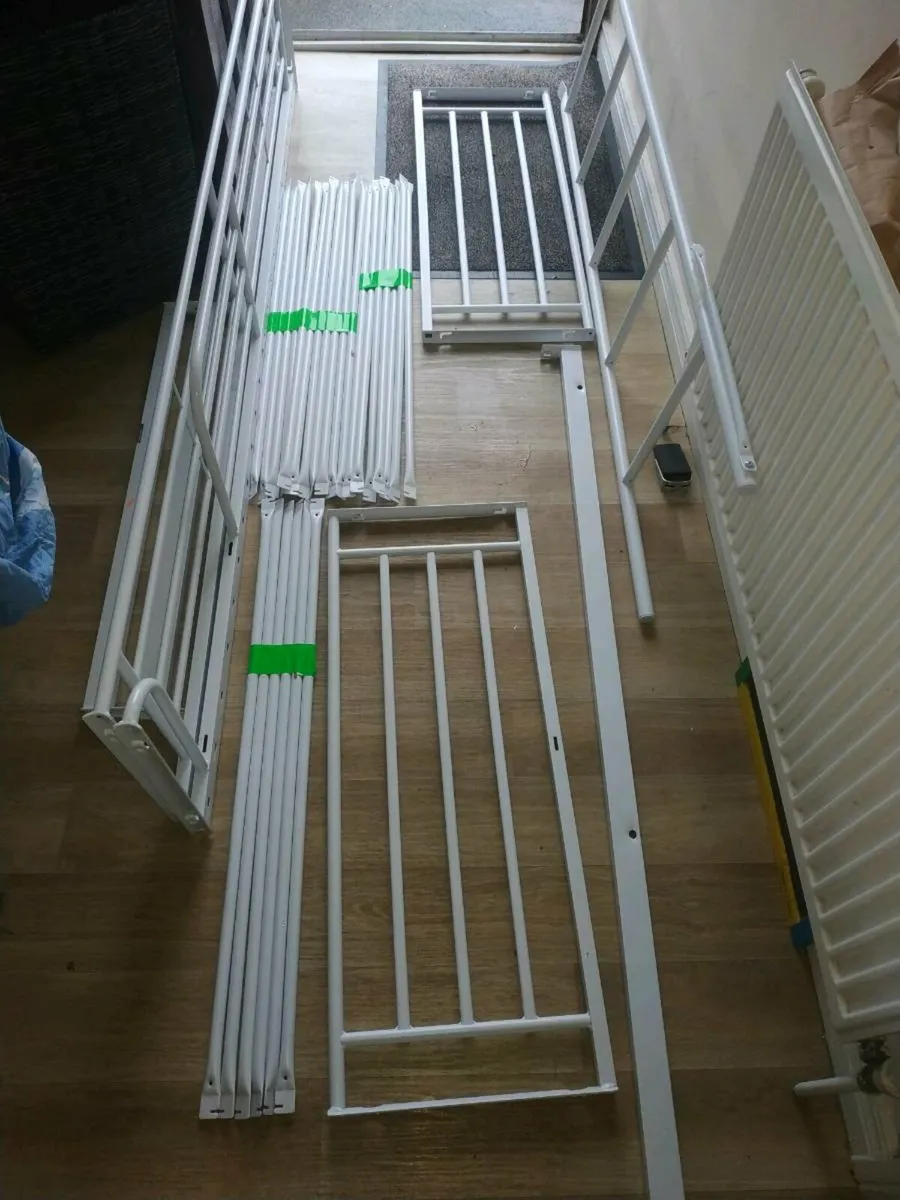 Habitat childs bed with desk, single. - Image 3