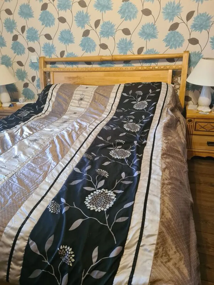 Super king bed with matching lockers - Image 2