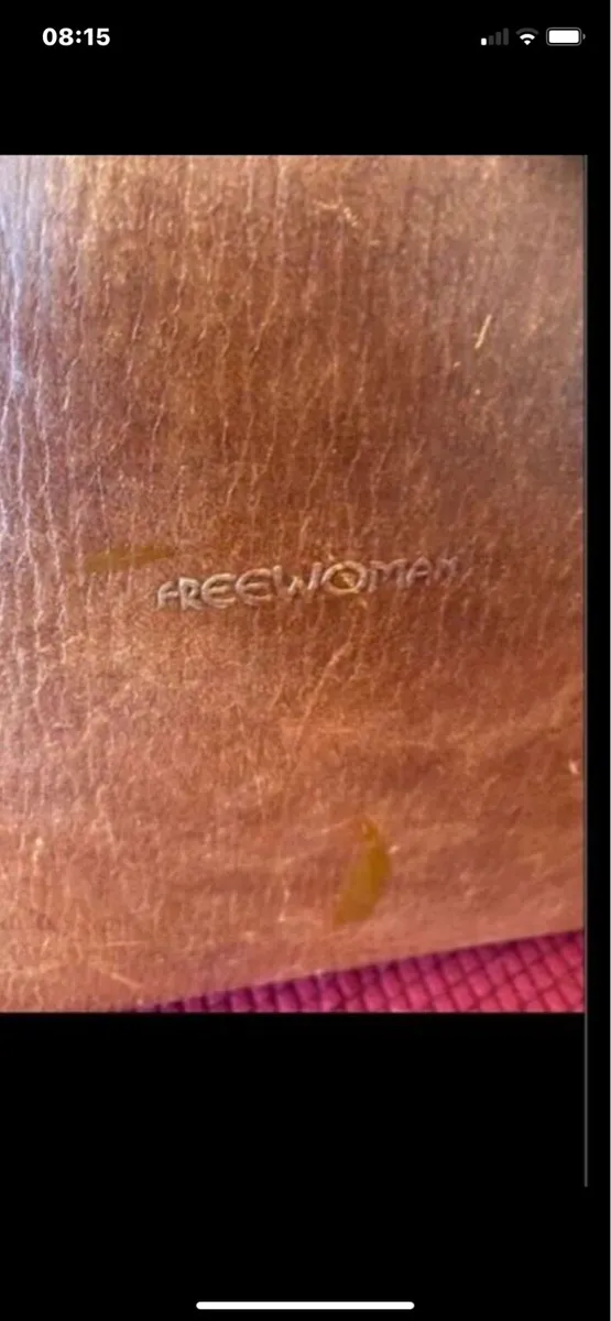 FREEWOMAN Leather Laptop Bag/ Briefcase - Image 4