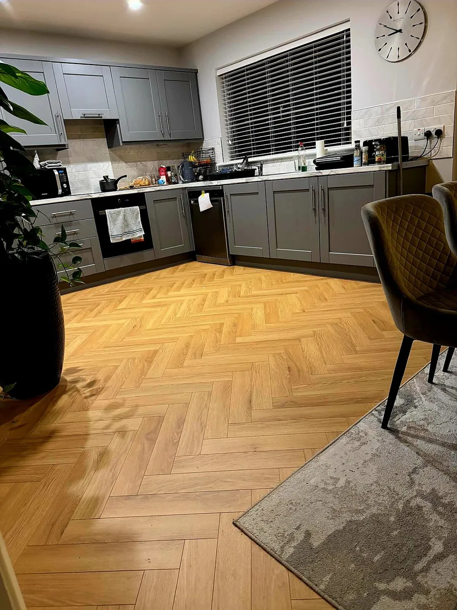 Timber floor fitter - Image 3