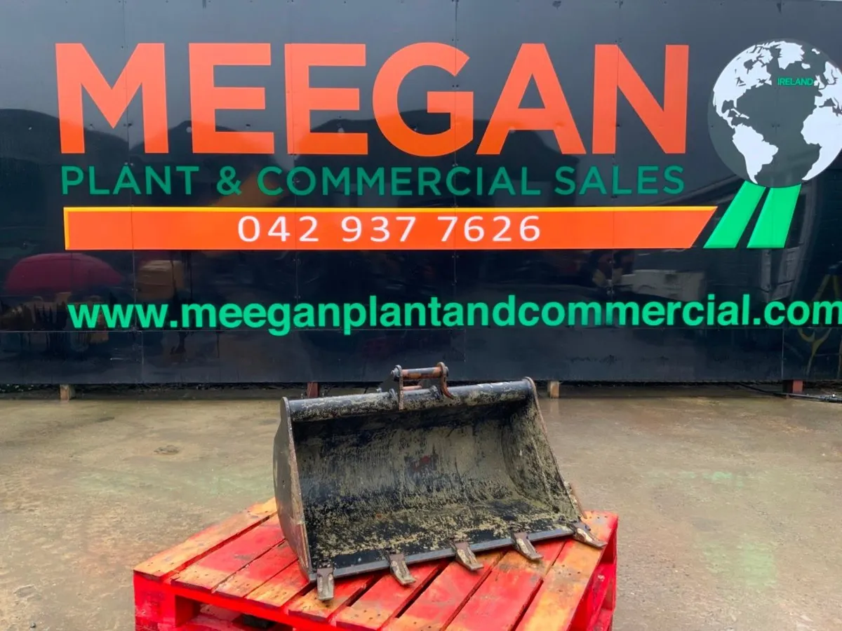 36" DIGGING BUCKET....35mm PINS.........1365t. - Image 1