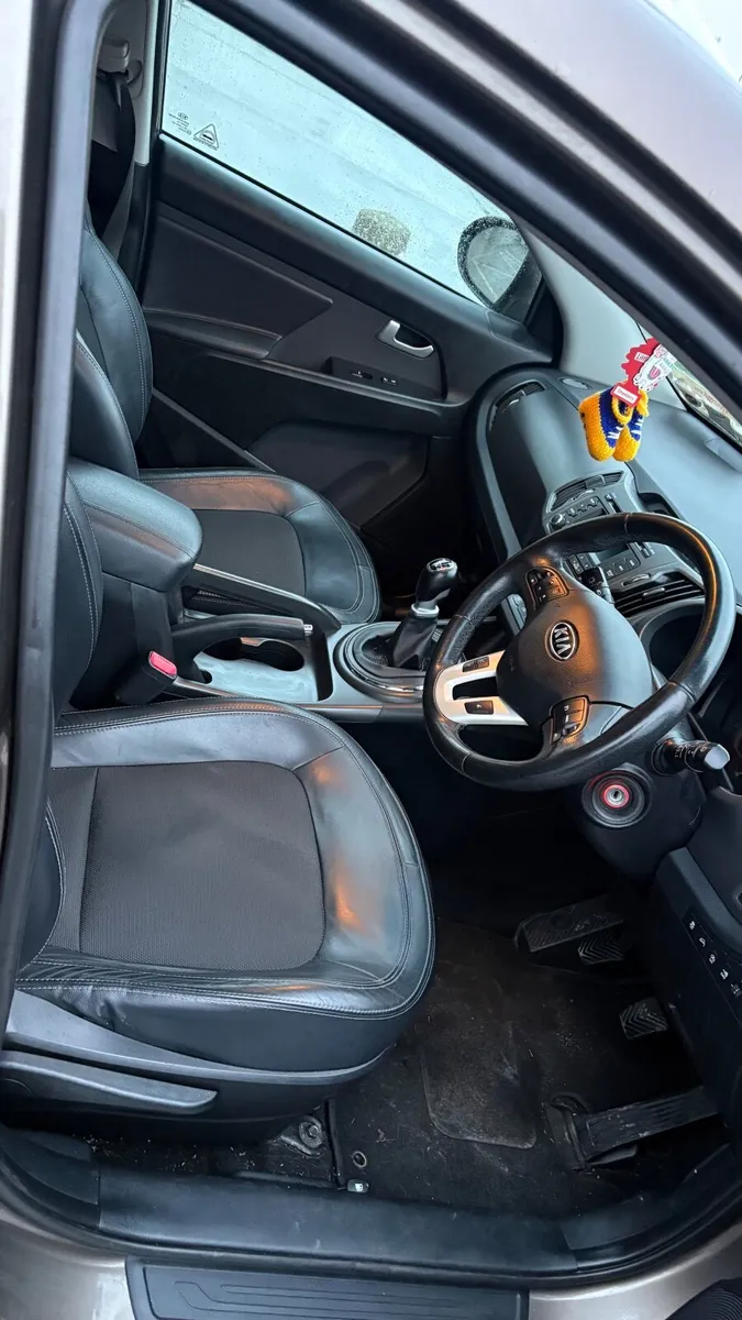 Kia Sportage 2012 - Image 4