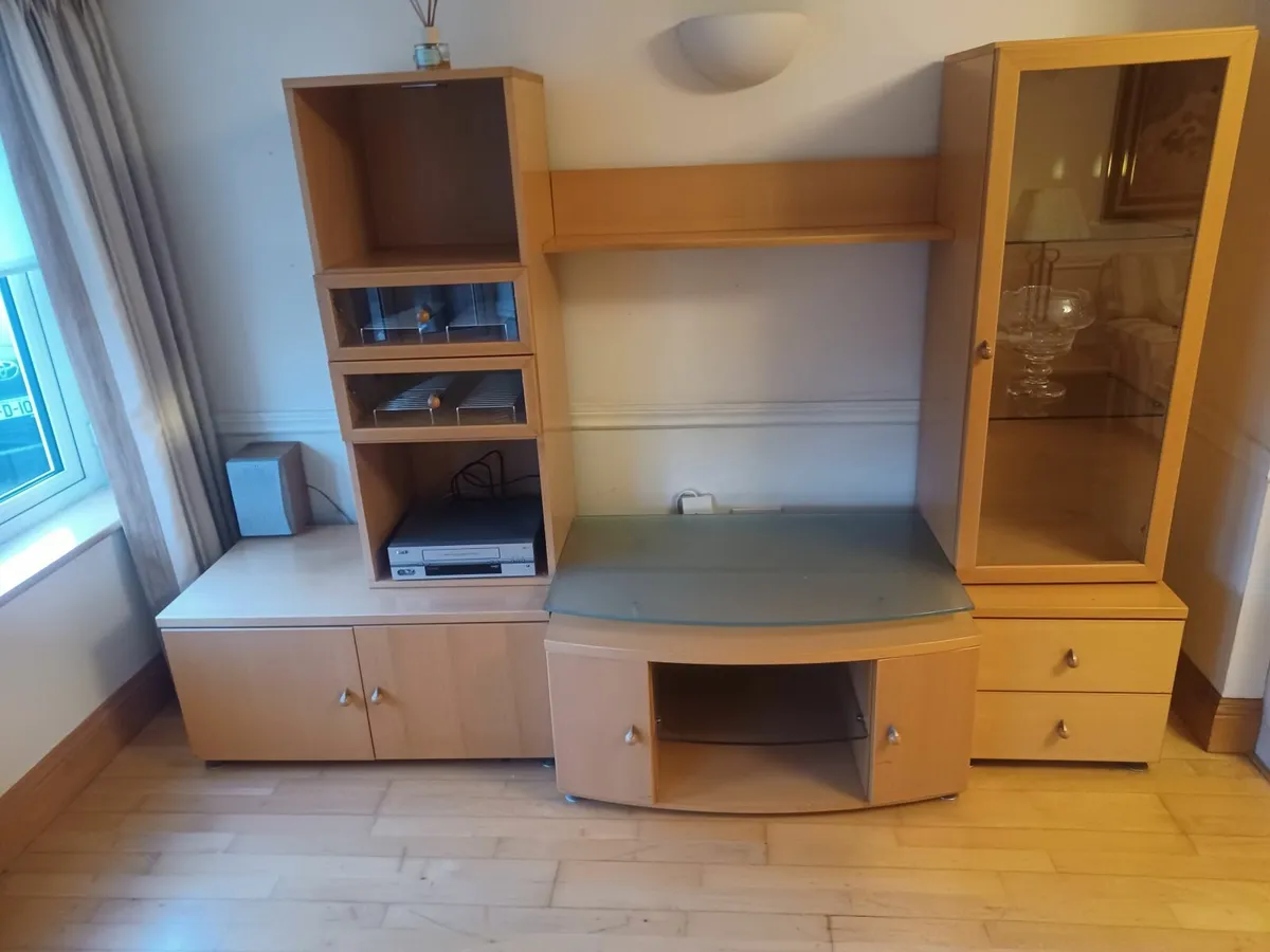 Furniture tv/stereo/display unit. - Image 2