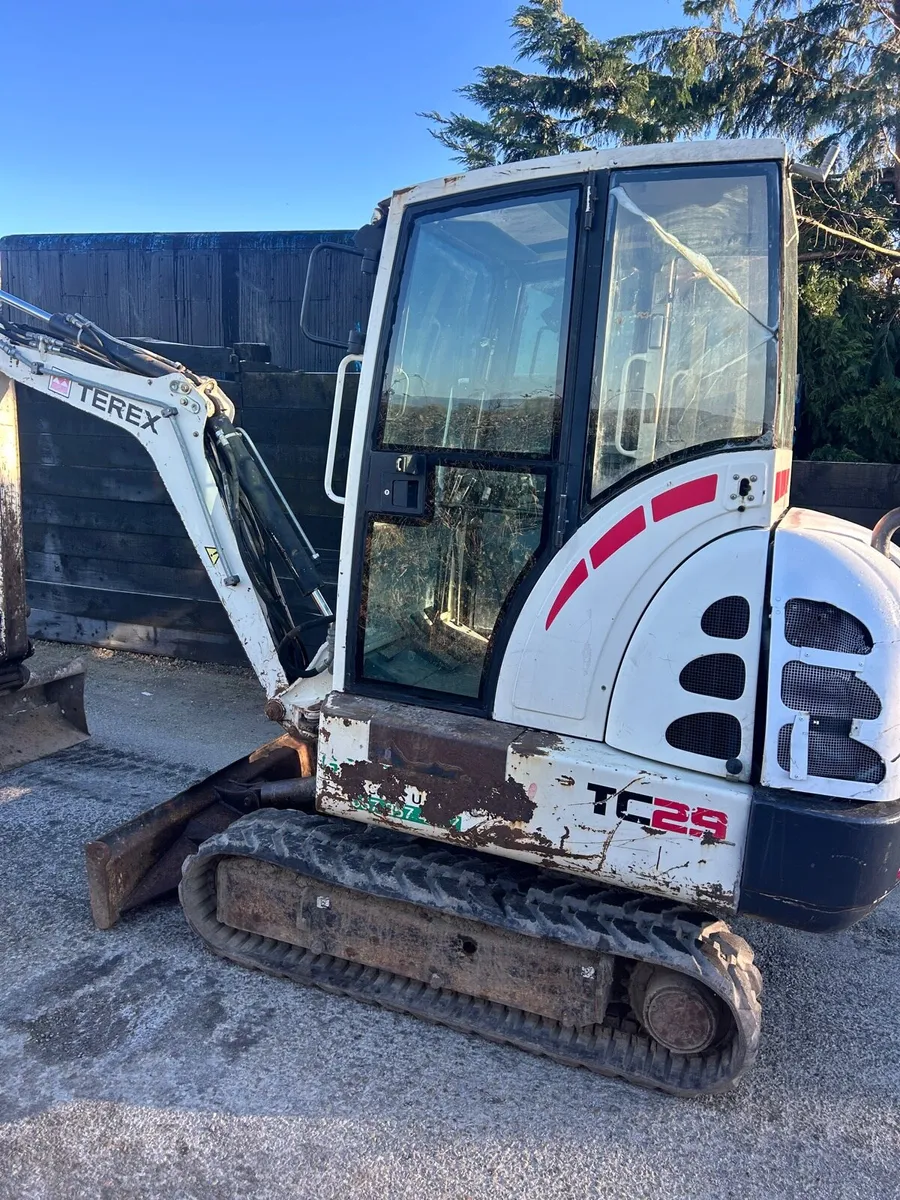 Terex TC29 mini digger for sale - Image 3