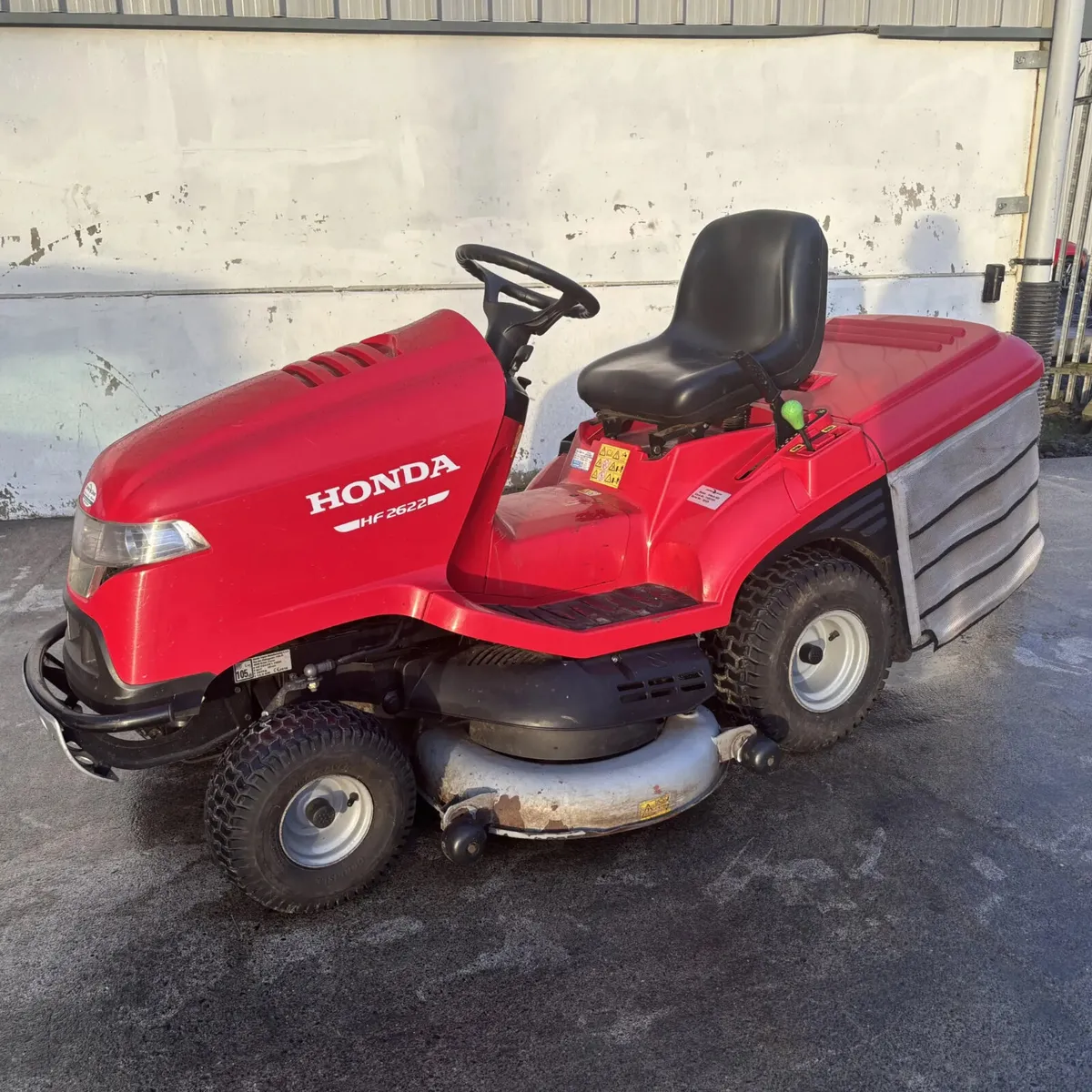 2016 Honda HF2622 Lawnmower - Image 1