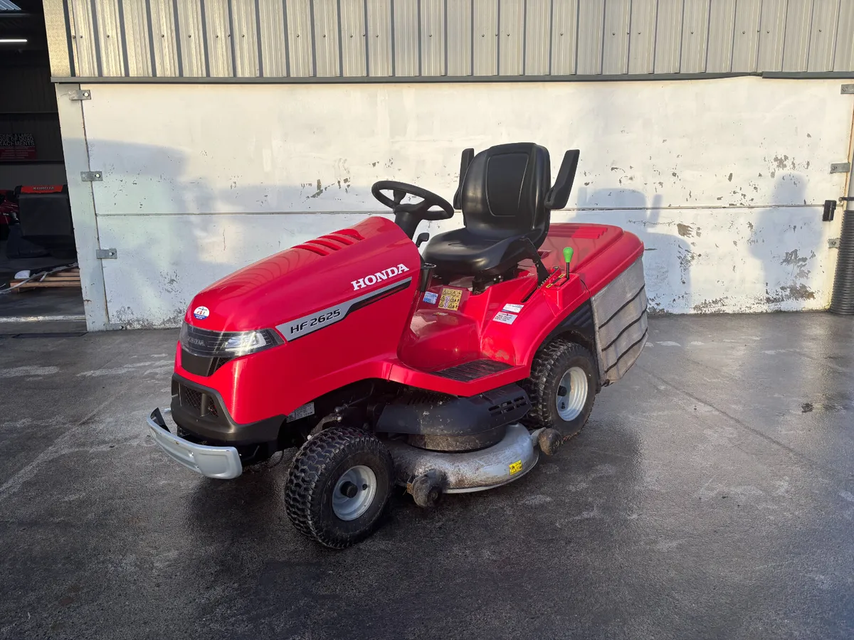 2020 Honda HF2625 Lawnmower - Image 1