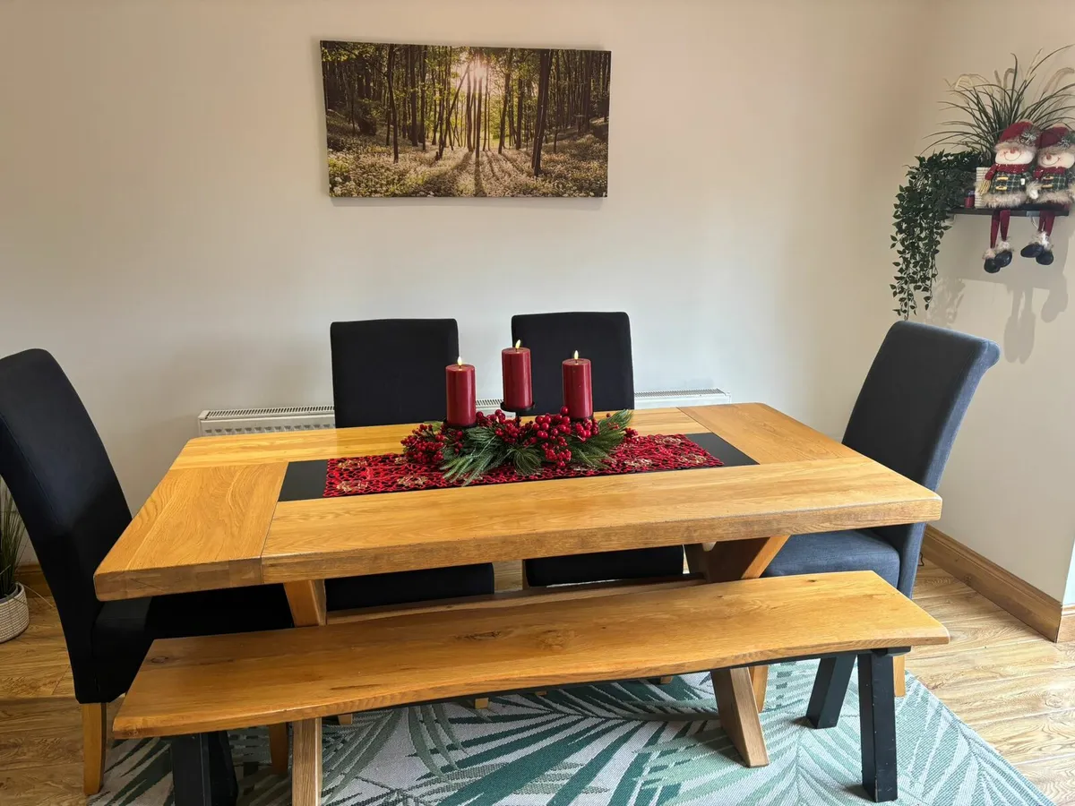 Solid Oak Table - Image 4