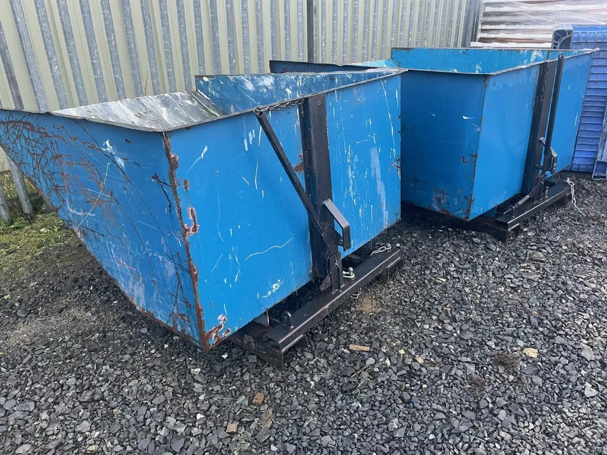 Tipping Skip - Image 1
