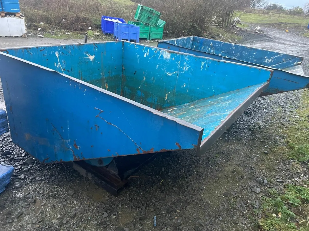 Tipping Skip - Image 4