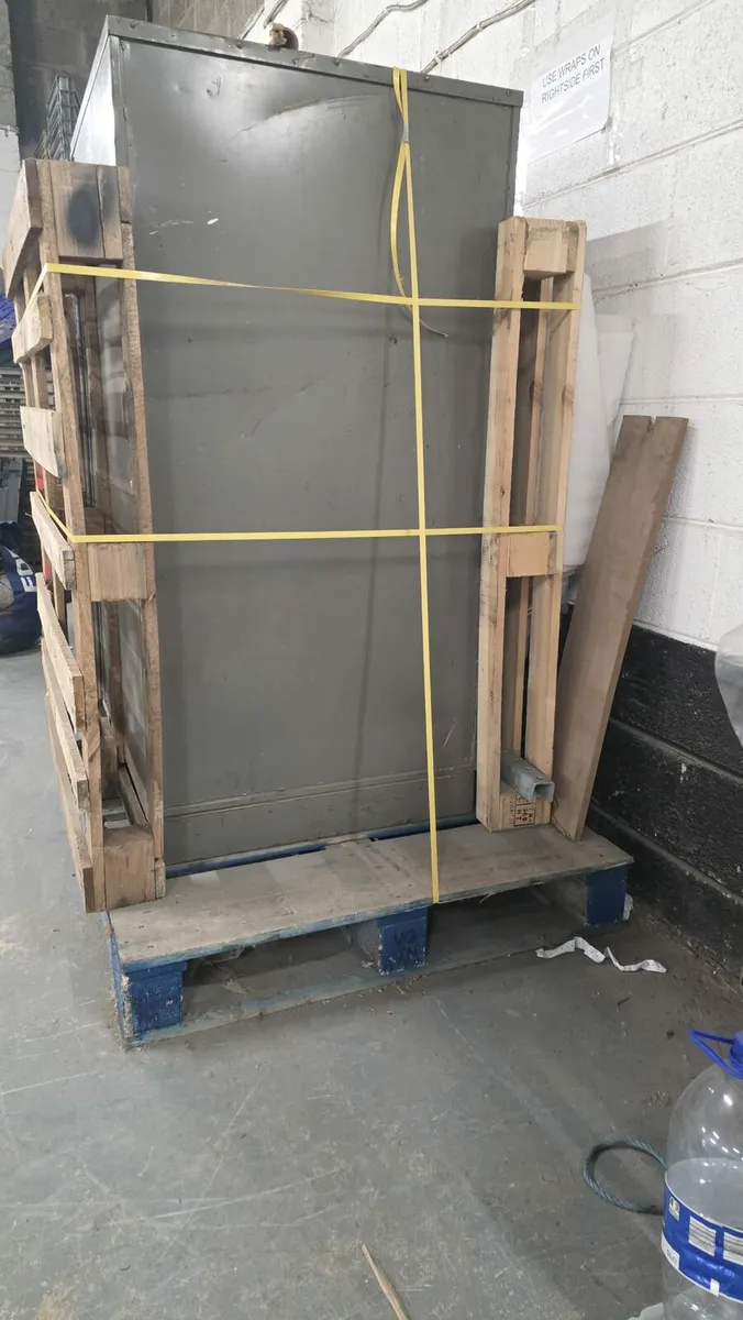 Chubb safe 5ft - Image 2