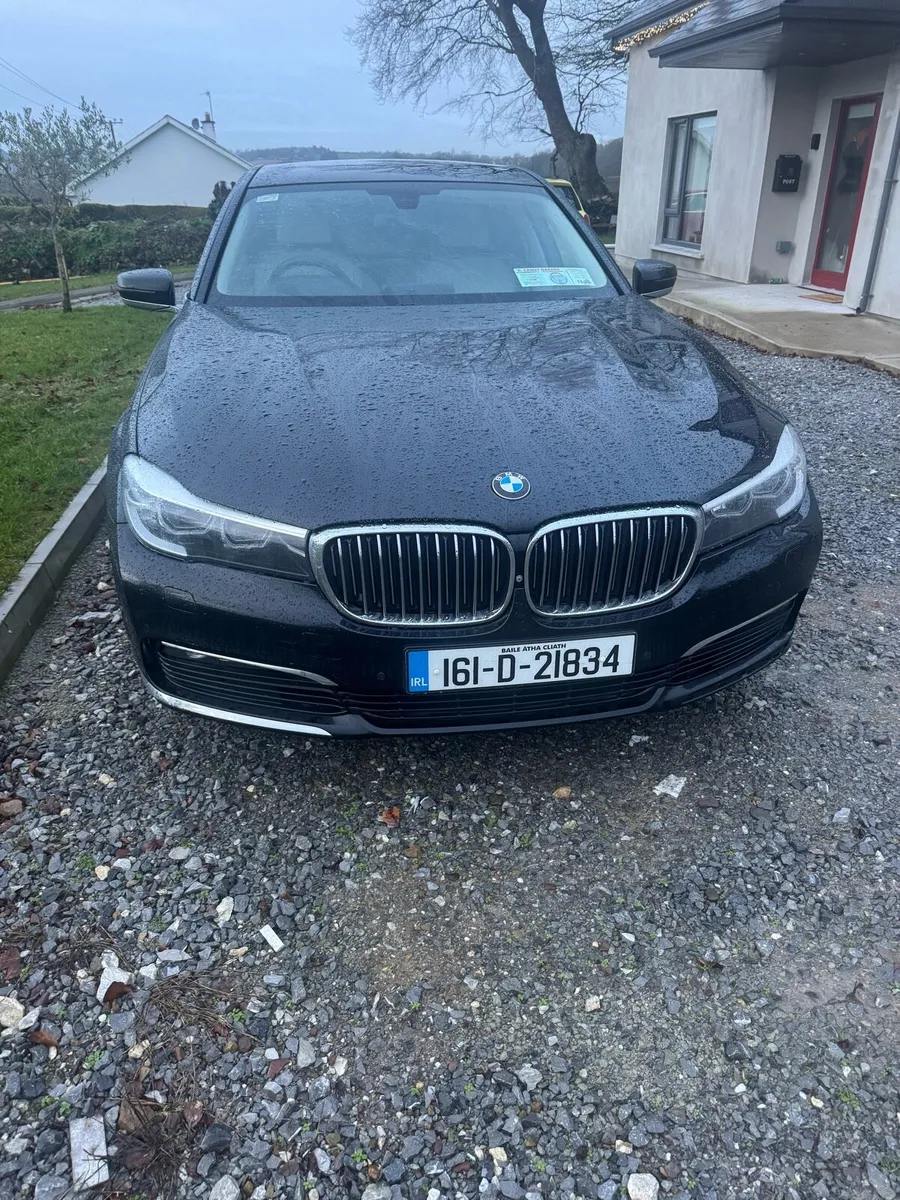 BMW 730 - Image 1