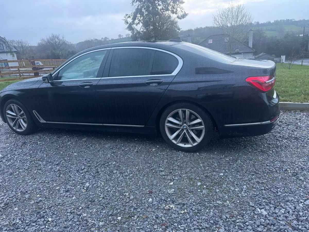 BMW 730 - Image 3