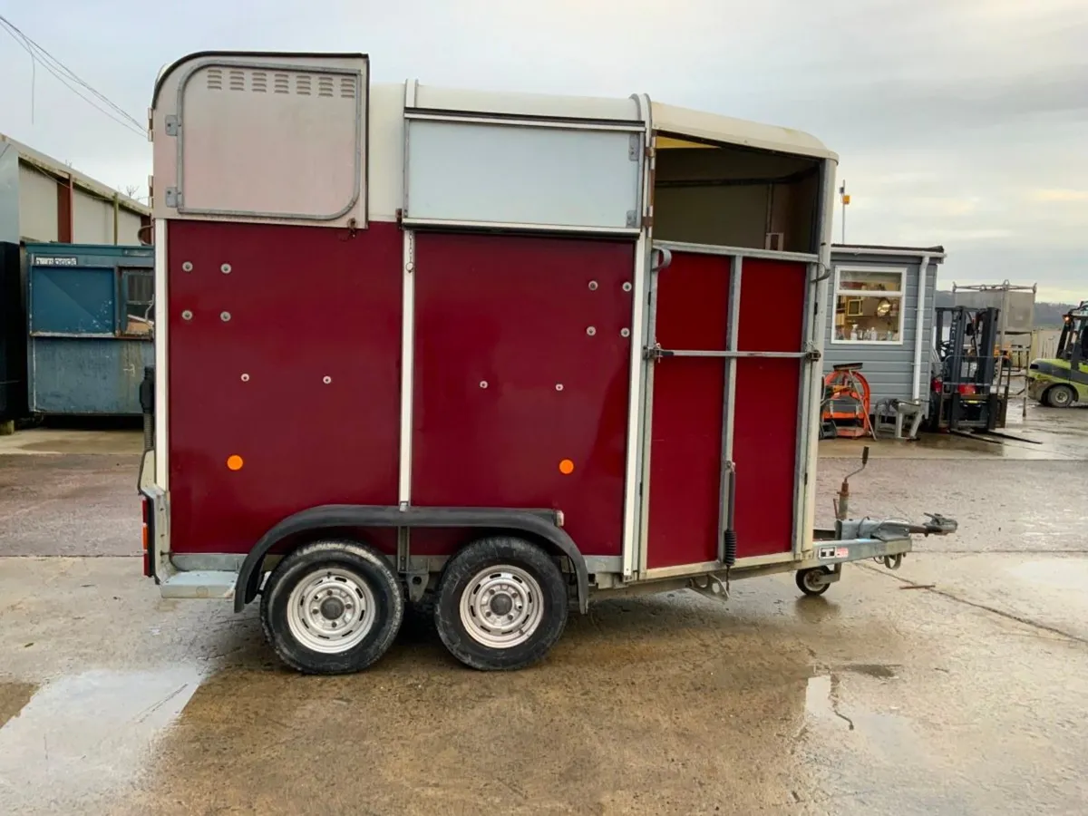 IFOR WILLIAMS HB505r DOUBLE HORSE BOX....1661. - Image 4