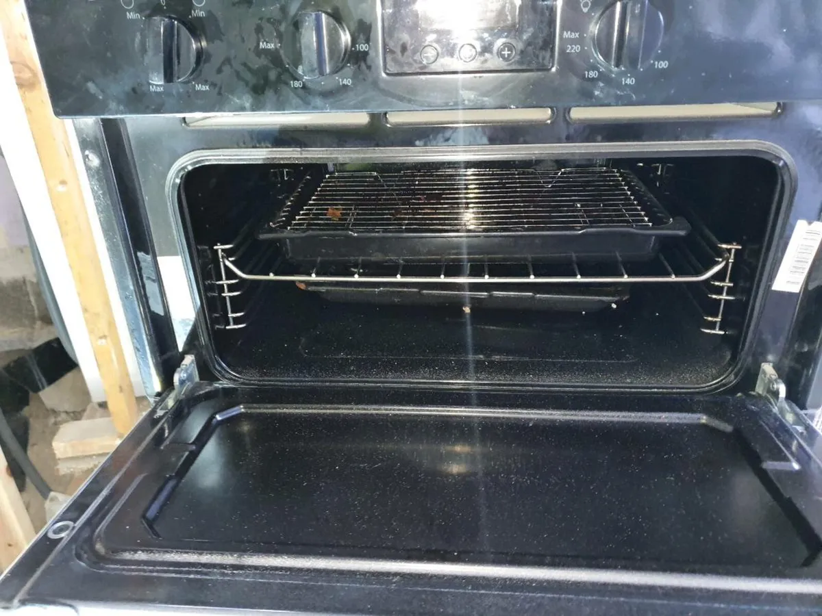 Indesit Oven and Grill - Image 3