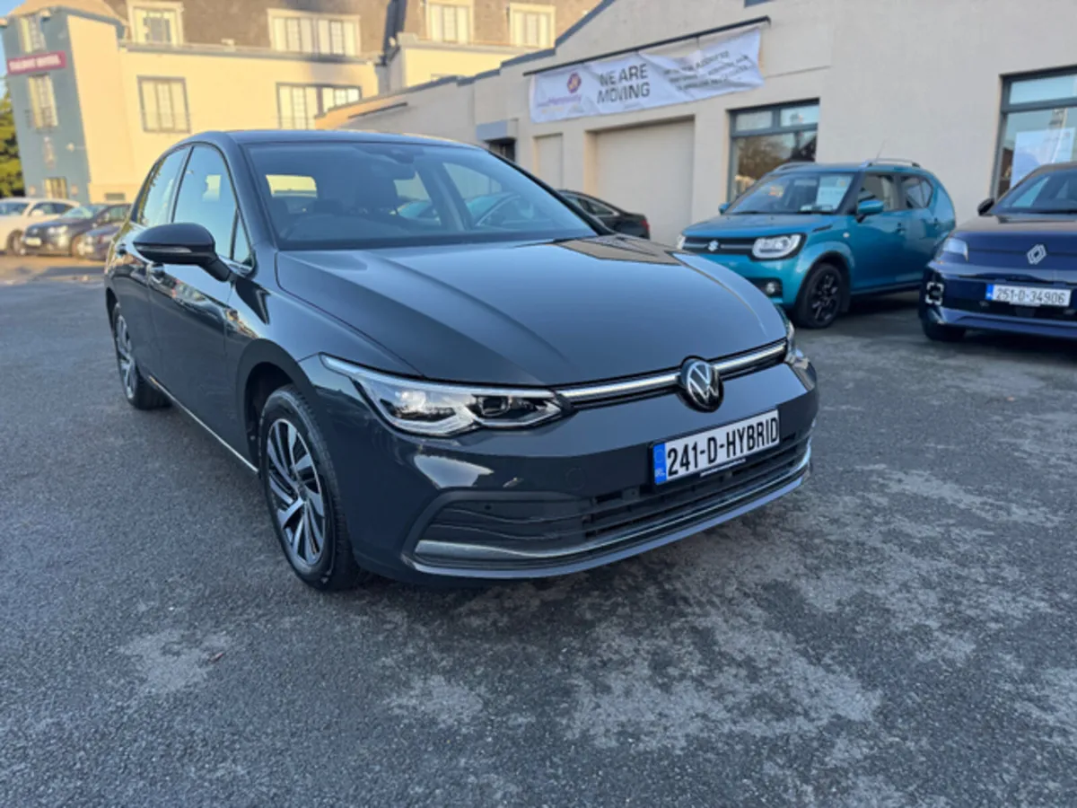 Volkswagen Golf STYLE TSI E-HYBRID S DSG - Image 1