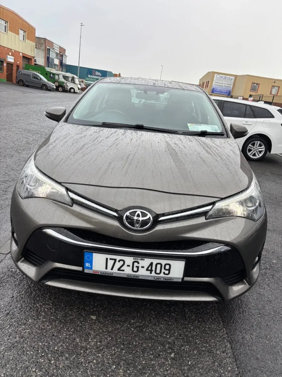2017 Toyota Avensis 1.6D-4D Luna Navi Saloon - Image 3