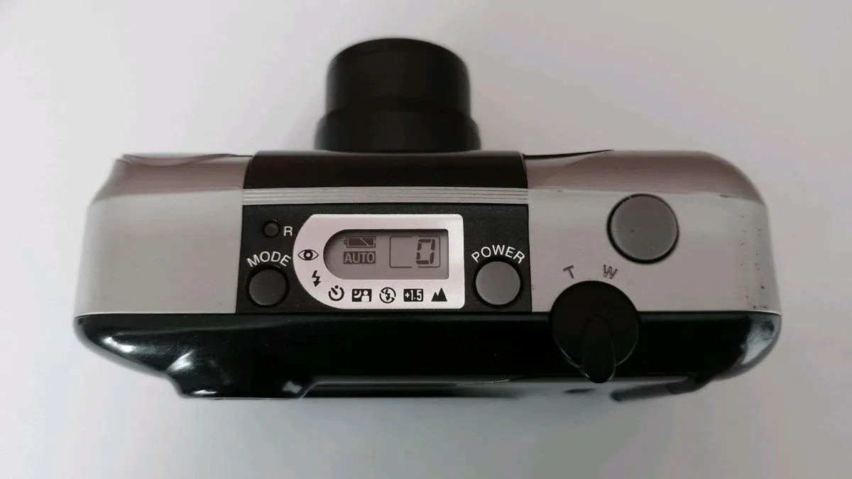 Konica Zup70 film camera - Image 3