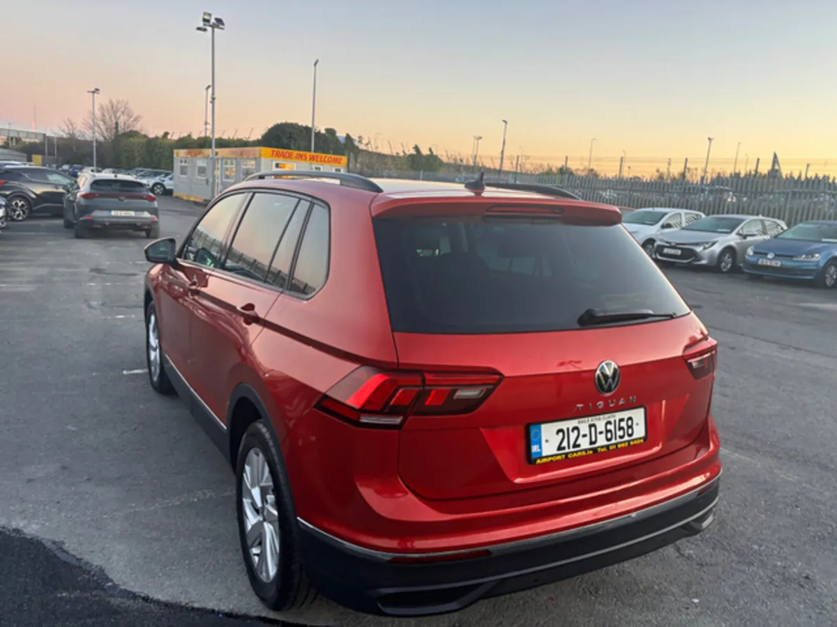 Volkswagen Tiguan LIFE 2.0 TDI MANUAL 6SPEED FWD 1 - Image 2
