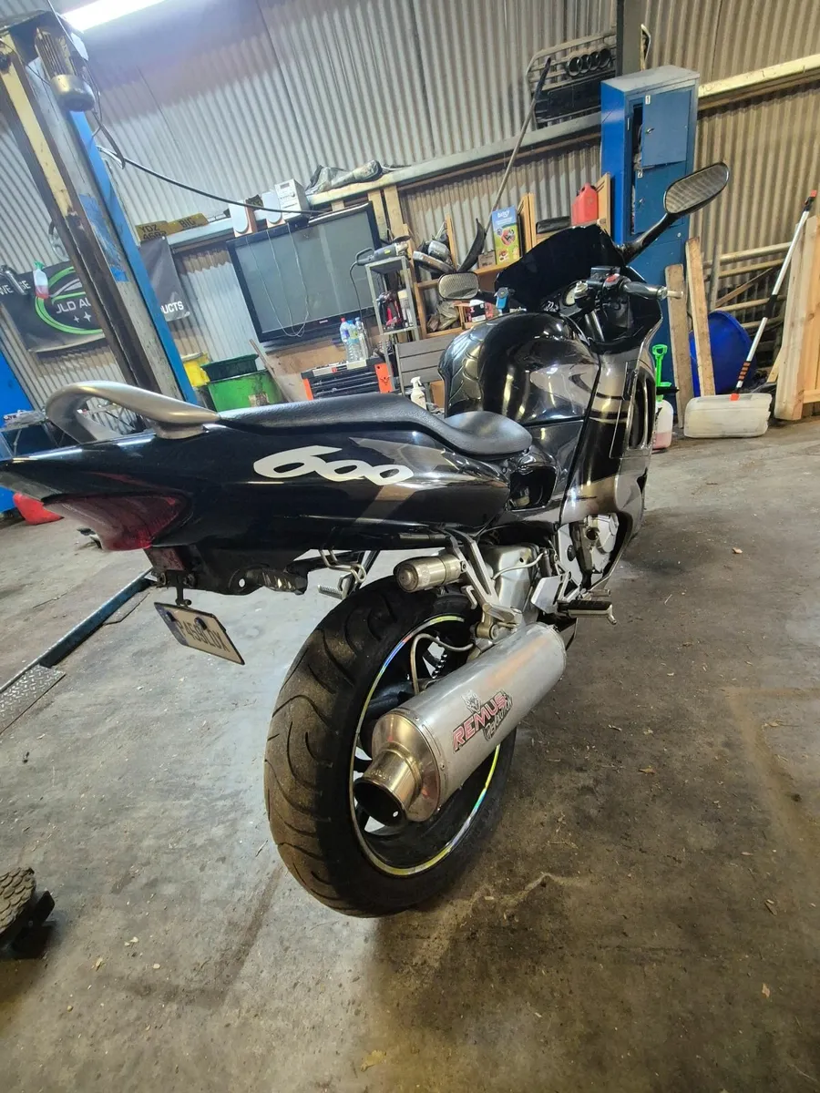 Motorbike cbr - Image 4