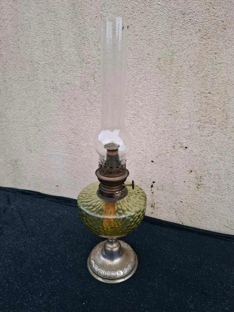 Antique oil lamp postage possible - Image 2