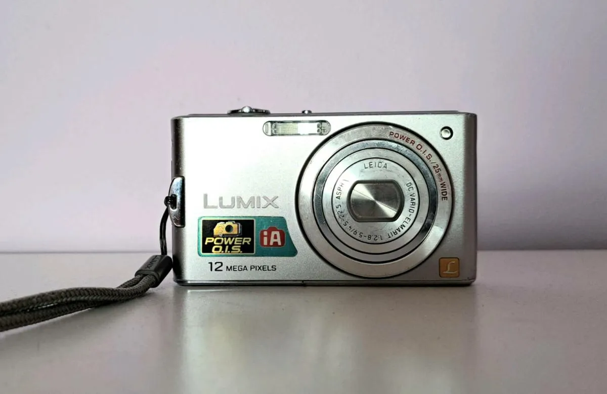 Panasonic Lumix fx60 - Image 1