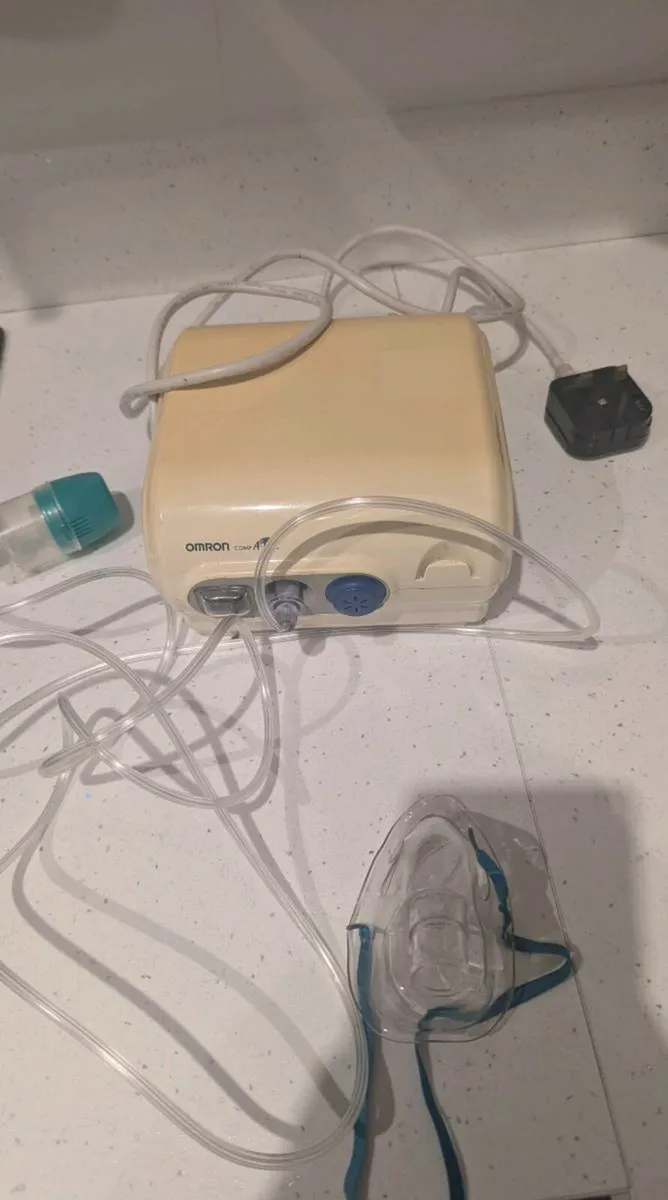 Omron Nebulizer/ Nebuliser - Image 1