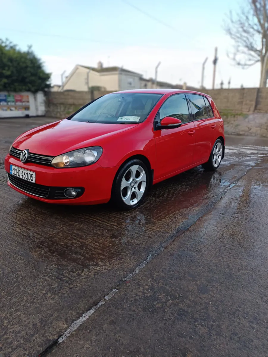 11 volswagen golf 2.0tdi - Image 1