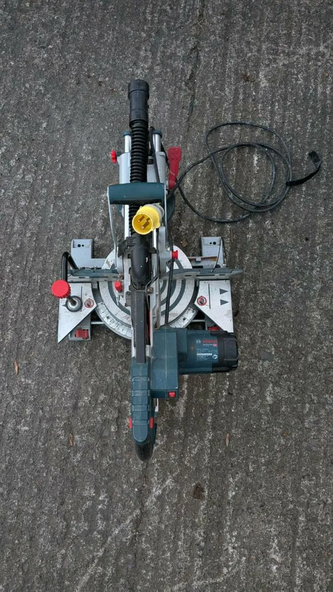 Bosch Professional GCM 8SJL Sliding Mitre Saw 110V - Image 3