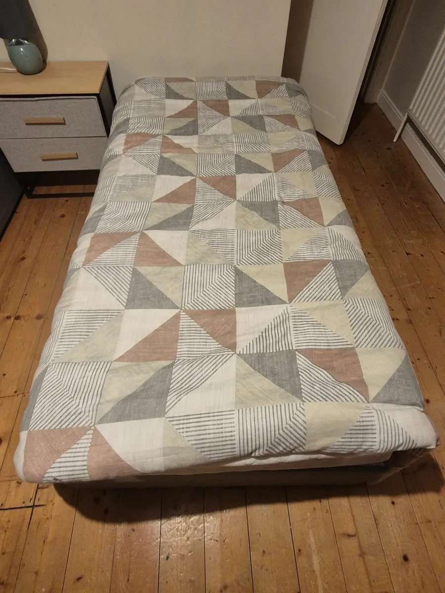 Free 3 single beds Free - Image 1