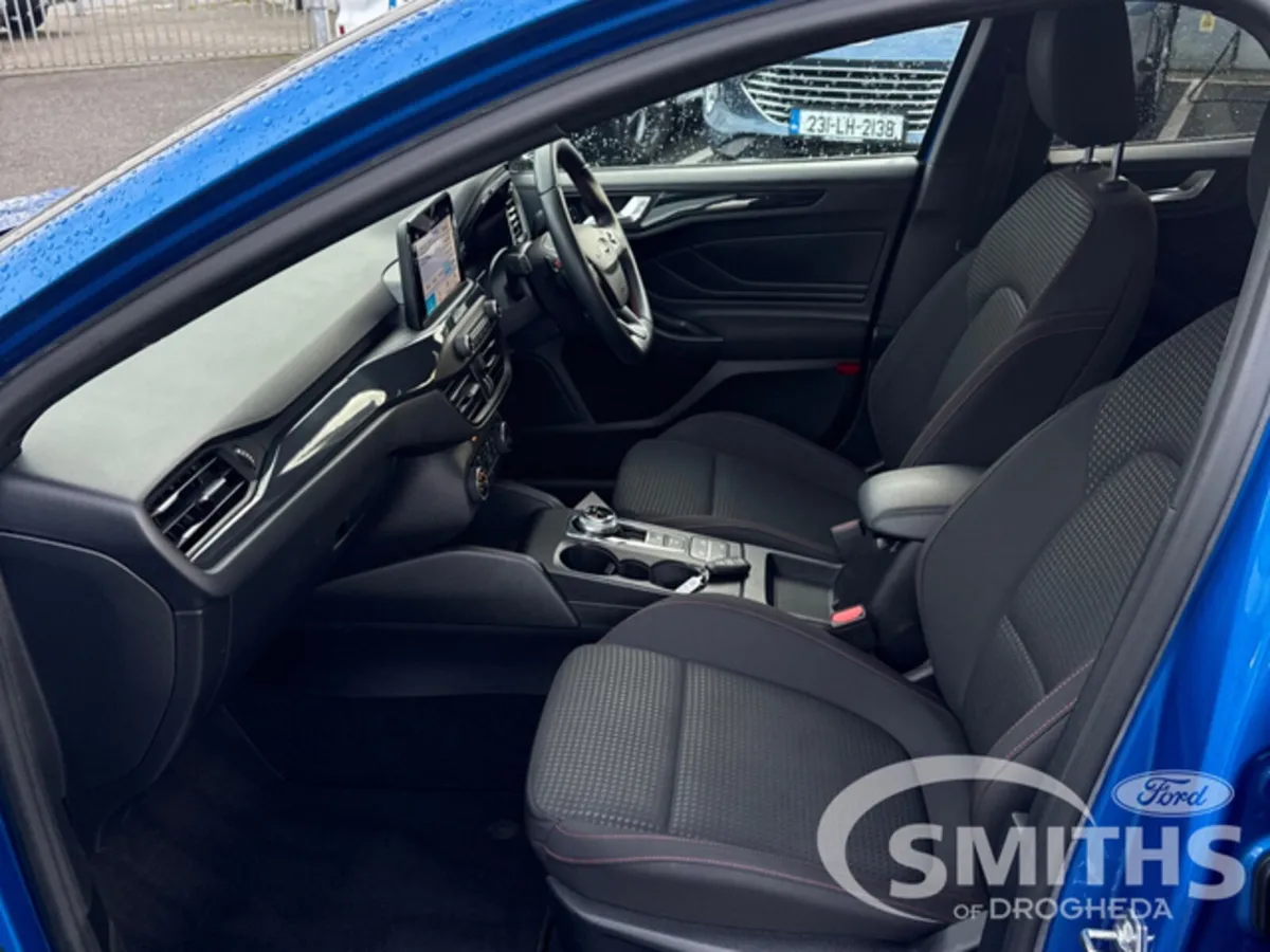 Ford Focus ST-LINE 1.5TD 120PS AUTO - Image 3