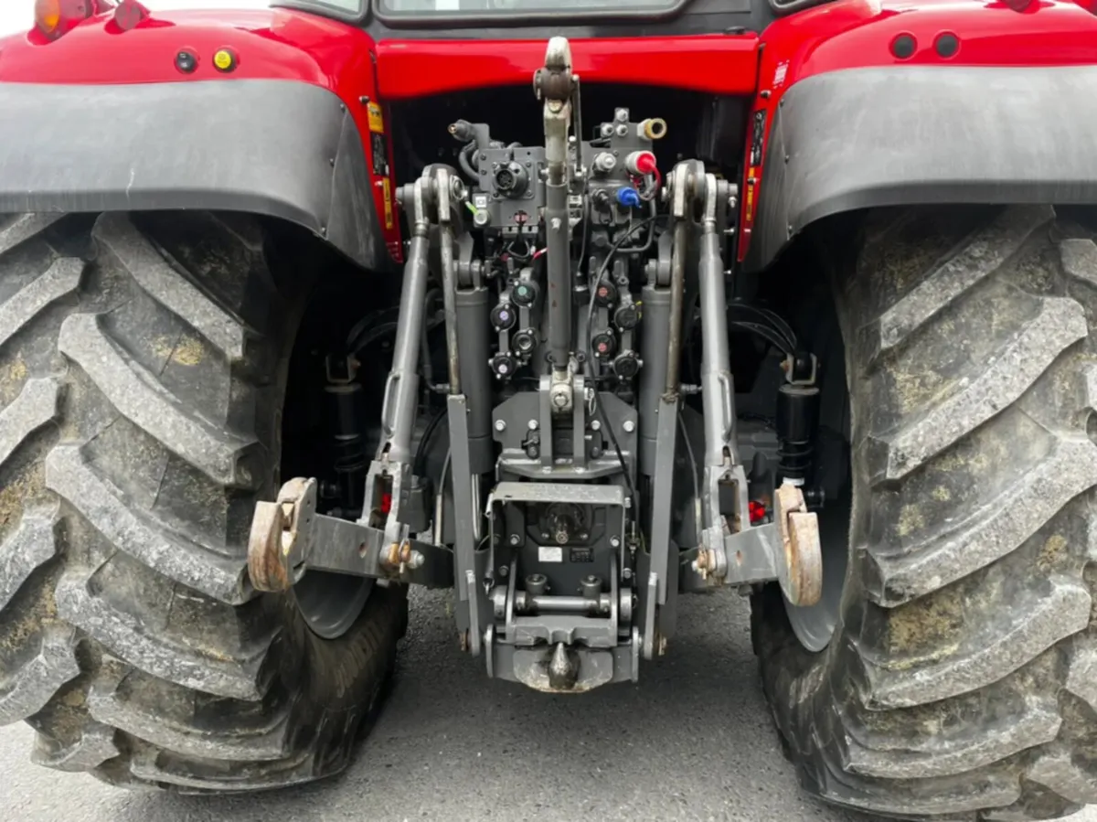 2021 MF 7718s + Q7M loader (No Vat) - Image 2