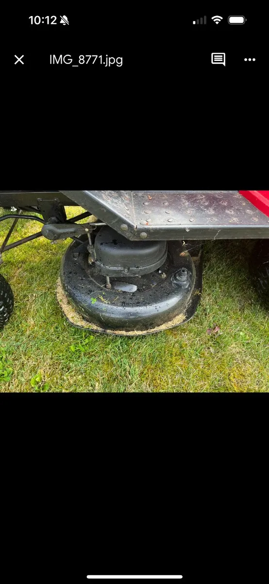 Ride on lawnmower - Image 2