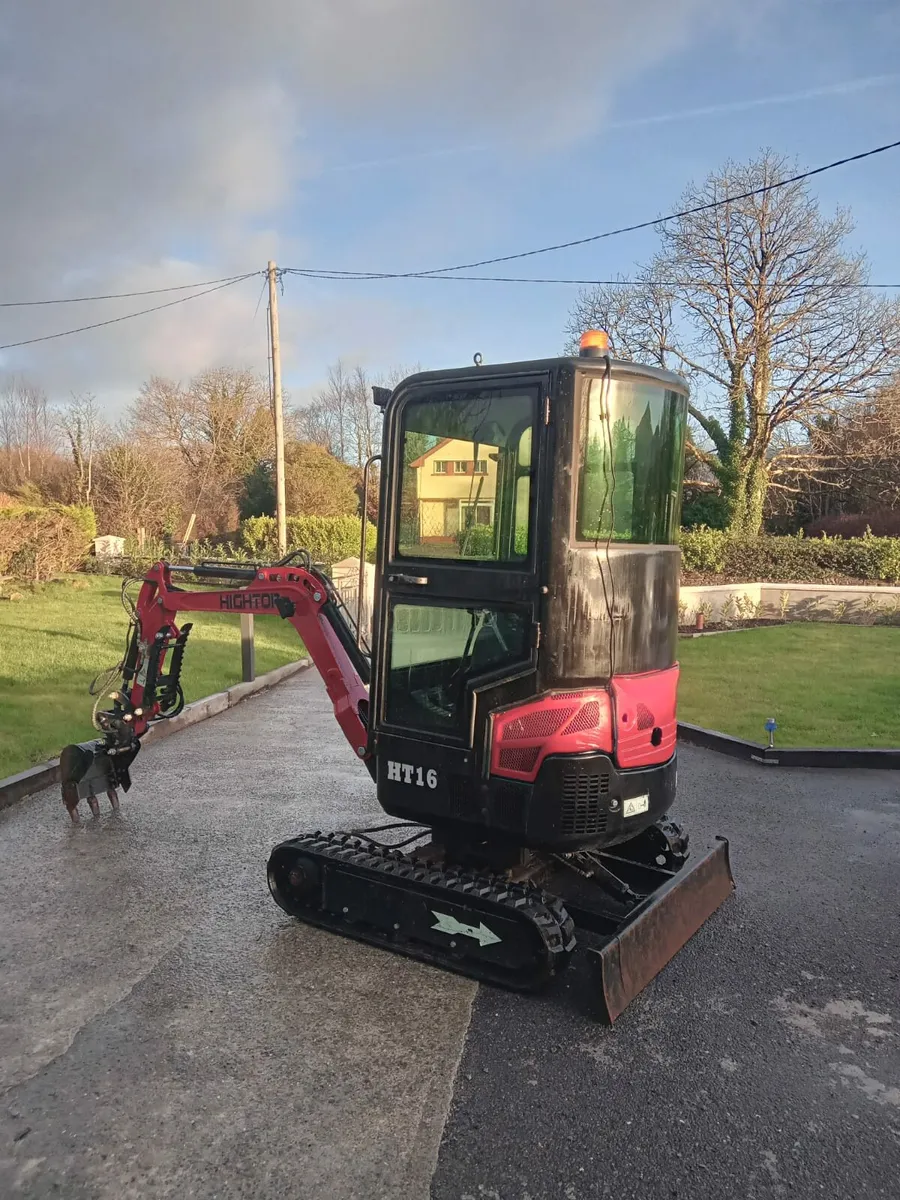 1.6 ton Mini Digger - Image 3