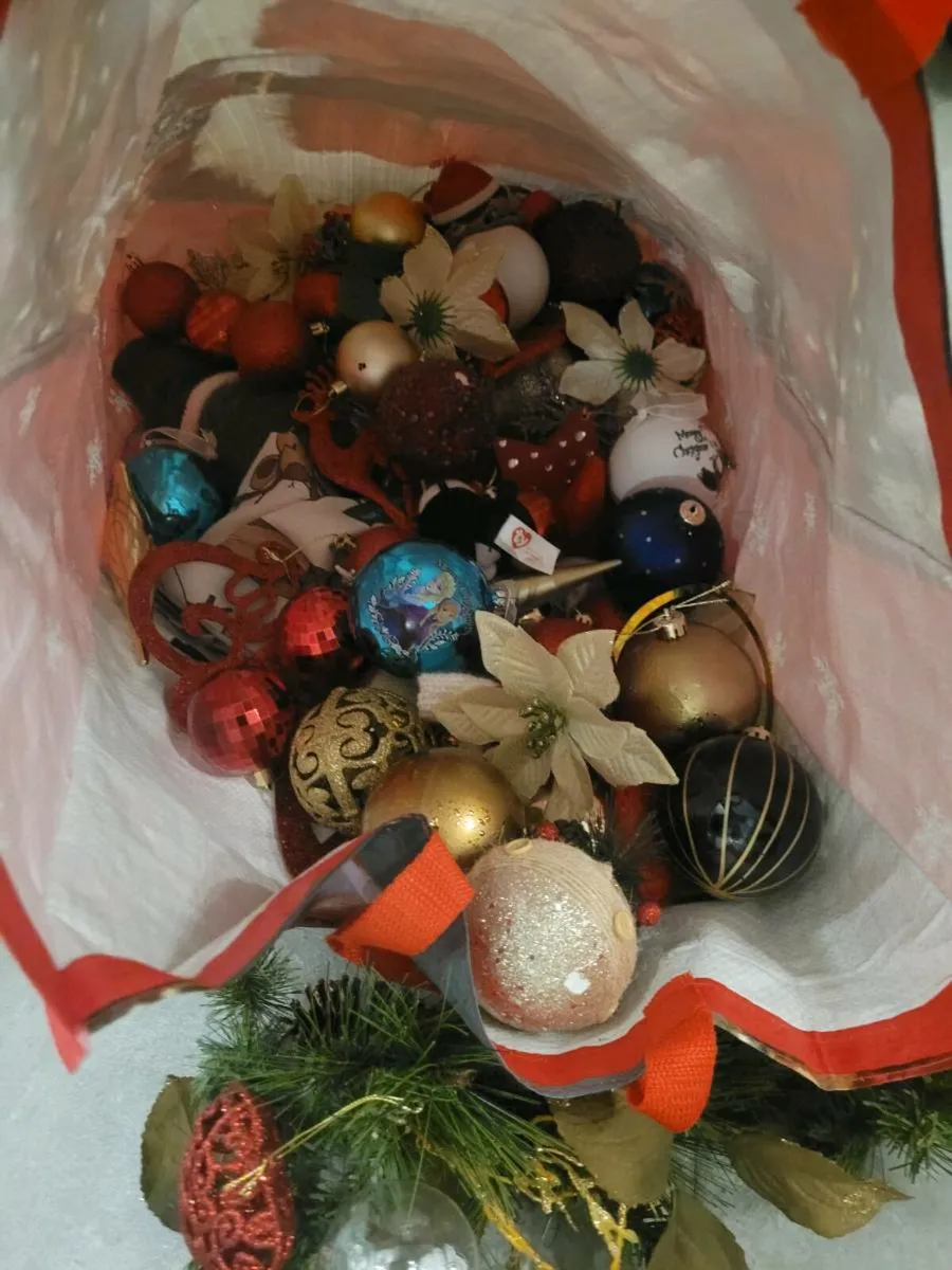 Christmas Decorations FREE - Image 3