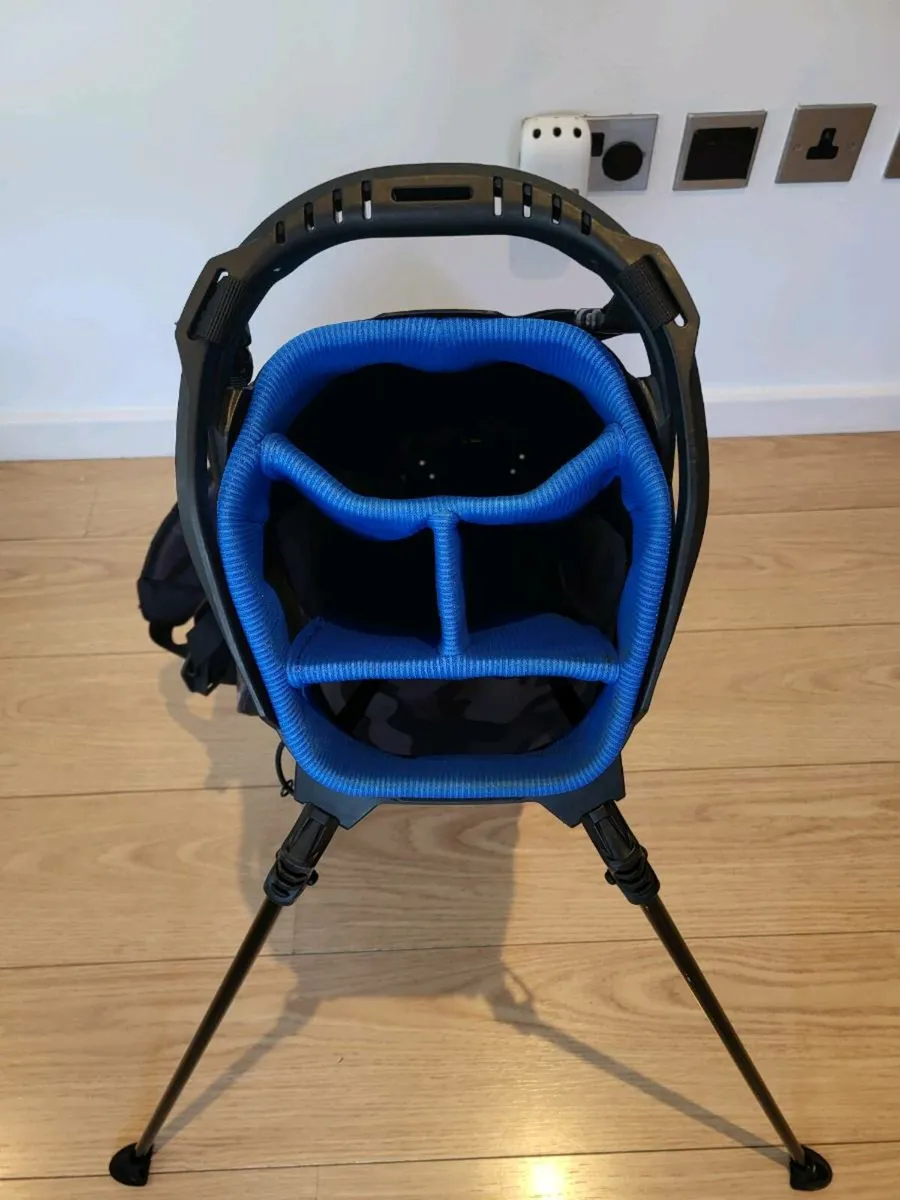 Waterproof Callaway Golf Bag - Image 2