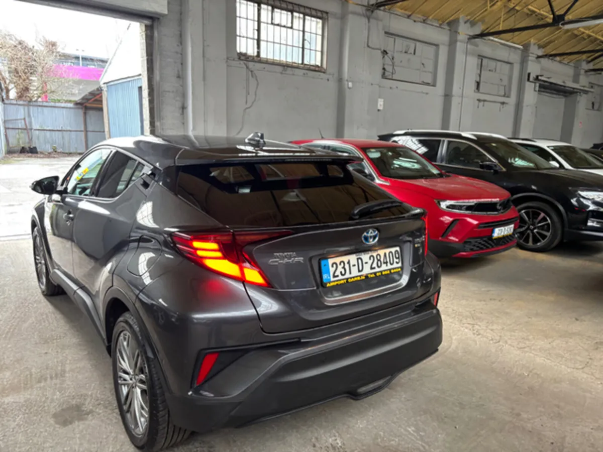 Toyota C-HR HYBRID SOL 4DR AUTO - Image 2