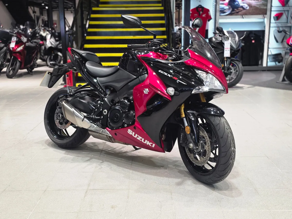 Suzuki GSX-S1000F - Image 1