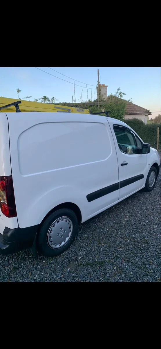 2018 Peugeot partner - Image 2