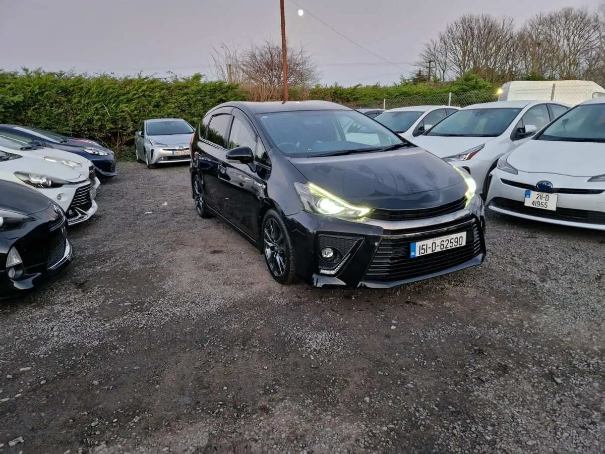 Toyota Prius Alpha G (Top Spec) 7 Seater – Black - Image 3