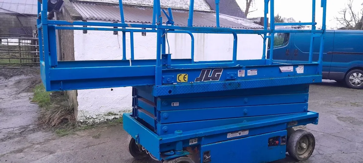 JLG scissor lift Mewp - Image 1