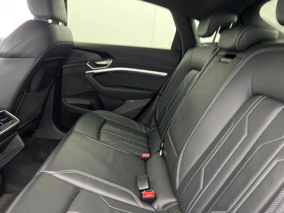 AUDI E-TRON S LINE 55 QUATTRO SPORTBACK // 222 REG - Image 4