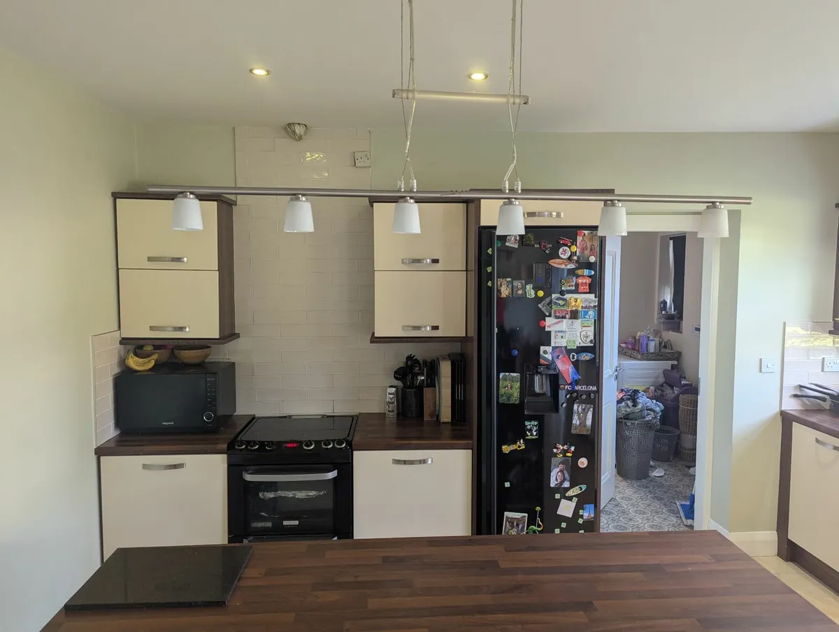 Kitchen and appliances - Image 2