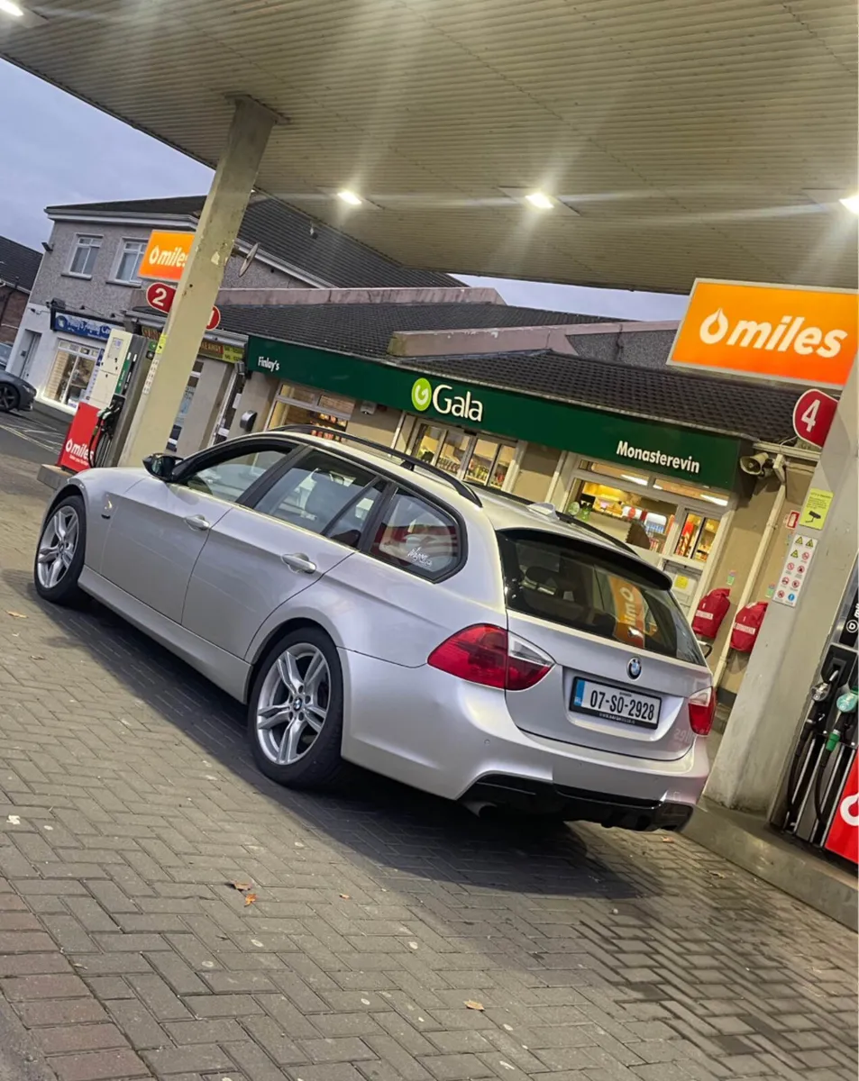 2007 BMW 318 PETROL AUTOMATIC  NO NCT NO TAX - Image 2