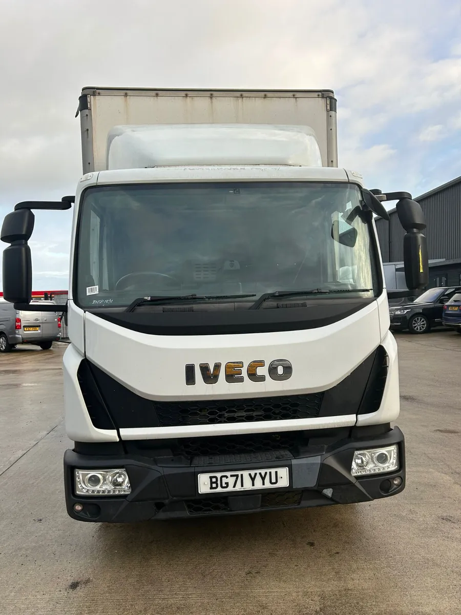 November 2021 Iveco 75e16 Curtainsider - Image 2