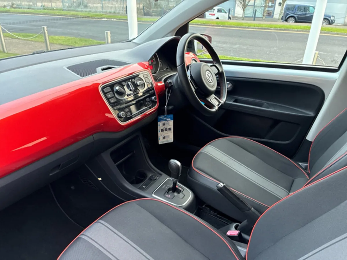 Volkswagen up! 1.0 Automatic - Image 3