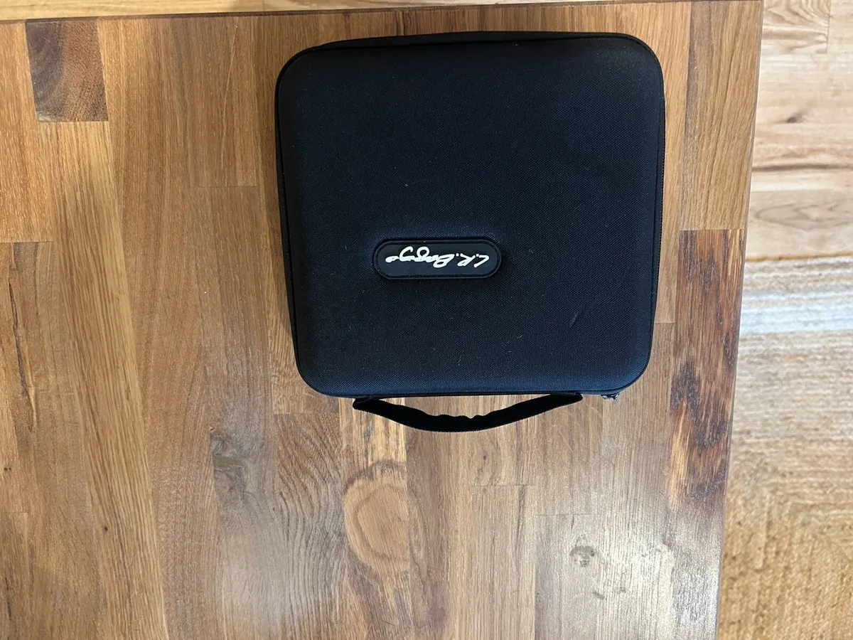 Lr baggs venue di - Image 2