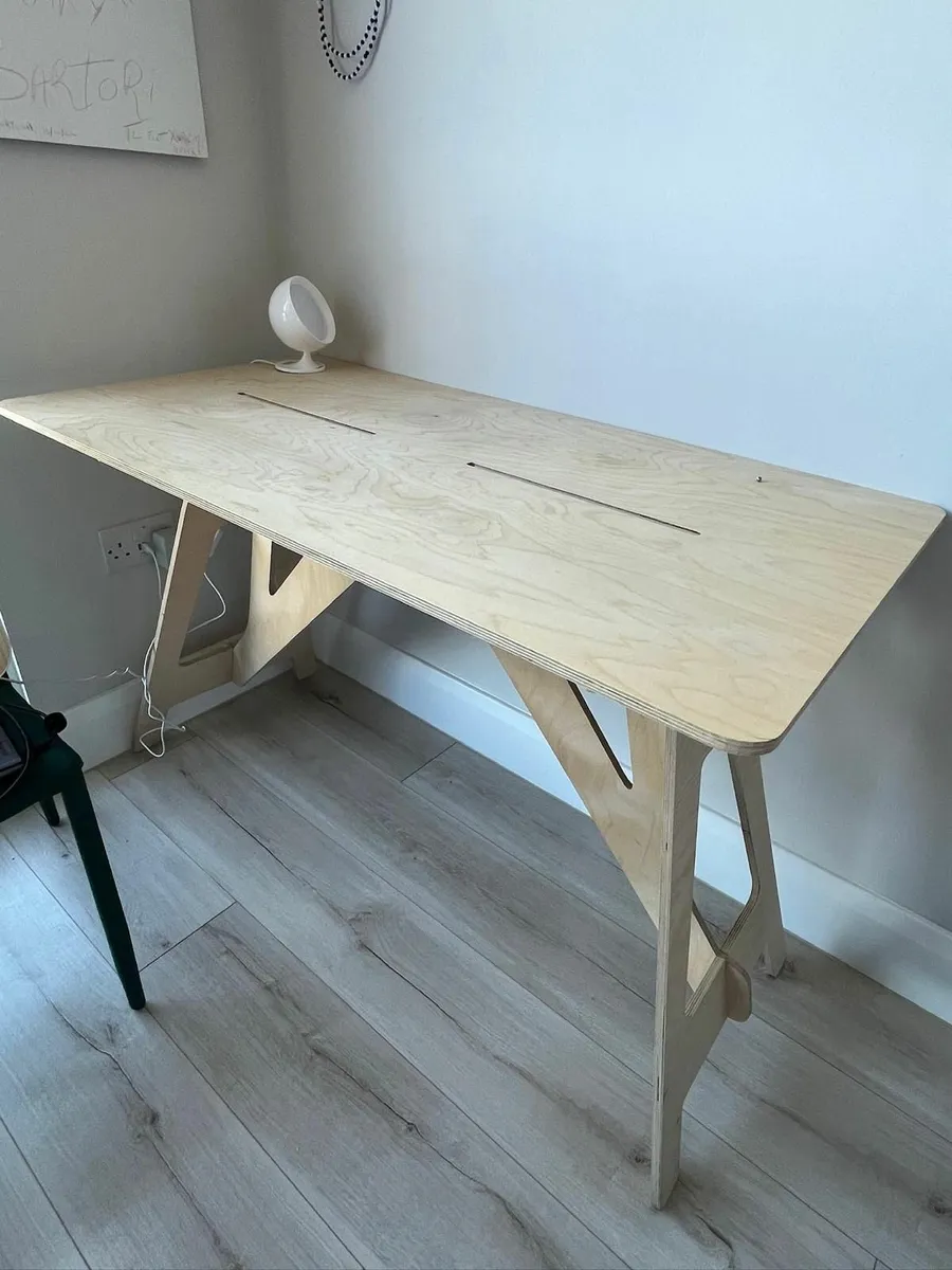 Flying Elephant Desk