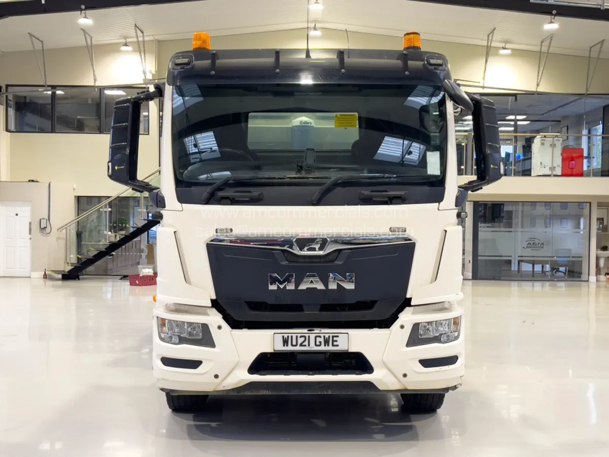 2021 (21) MAN TGS 26.320 - Image 2