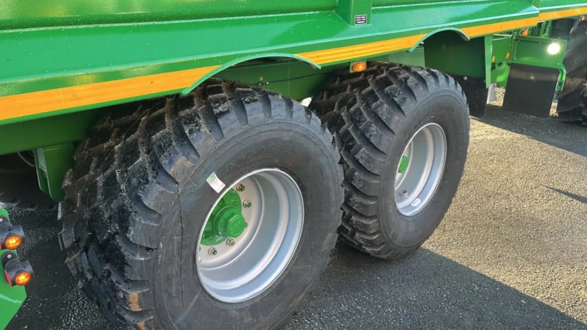 X2 New SC 40's (20ft) on 650 tyres - Image 4
