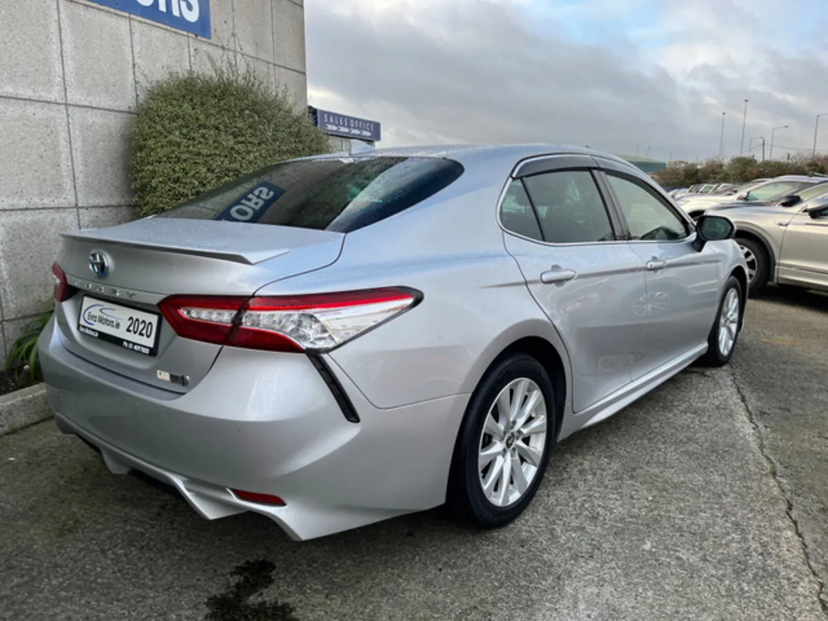 Toyota Camry WS AUTOMATIC HYBRID 2.5 PETROL //HEAD - Image 4
